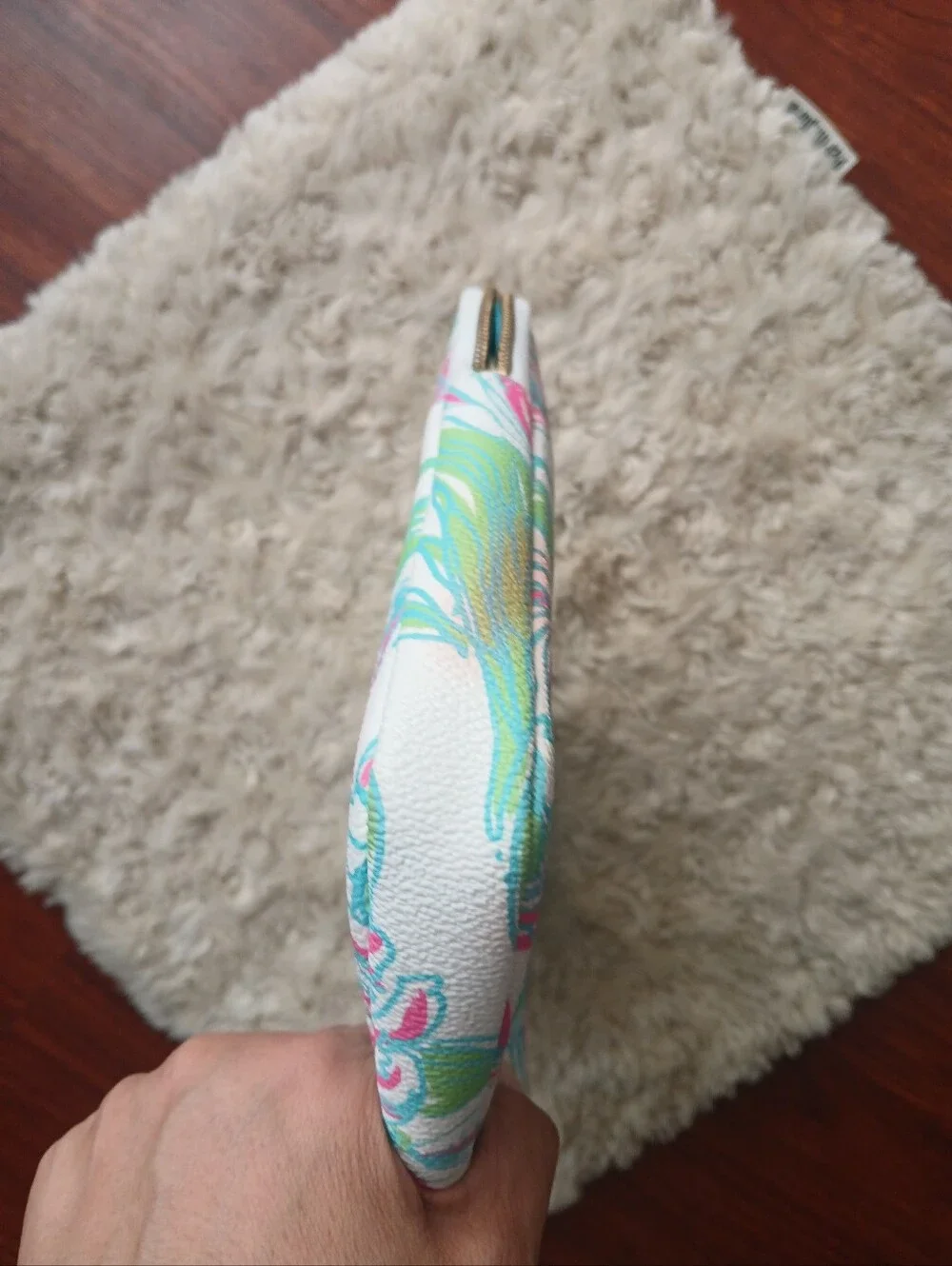 Lilly Pulitzer compact zip